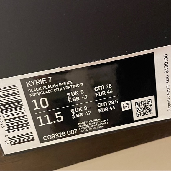 KYRIE 7, men’s shoes size 10